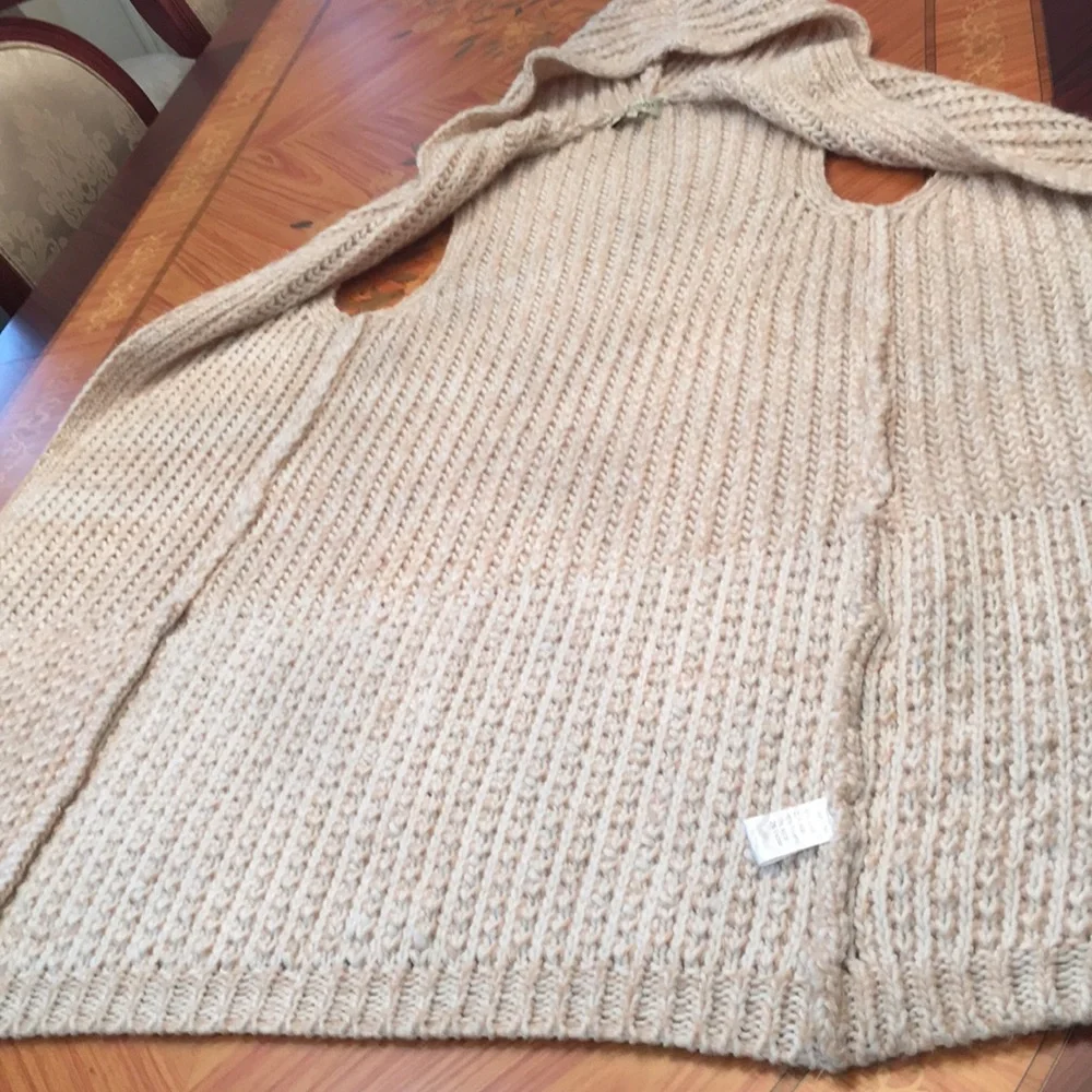 Cocogio Made in Italy Hooded Wool Blend long sleeveless cardigan sz.M